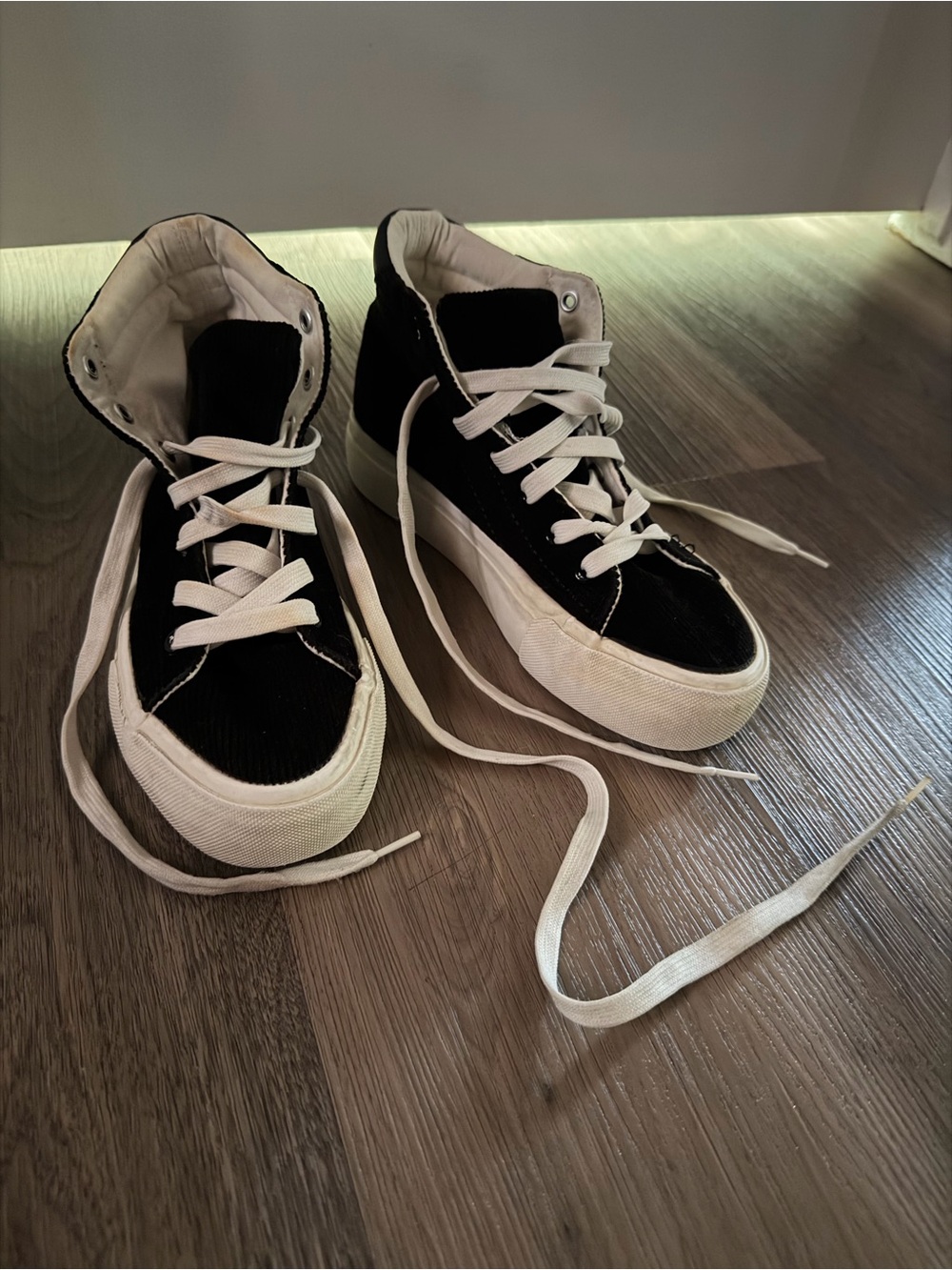 Suede Fabric Platform High-Top Sneakers Women’s Shoes 7